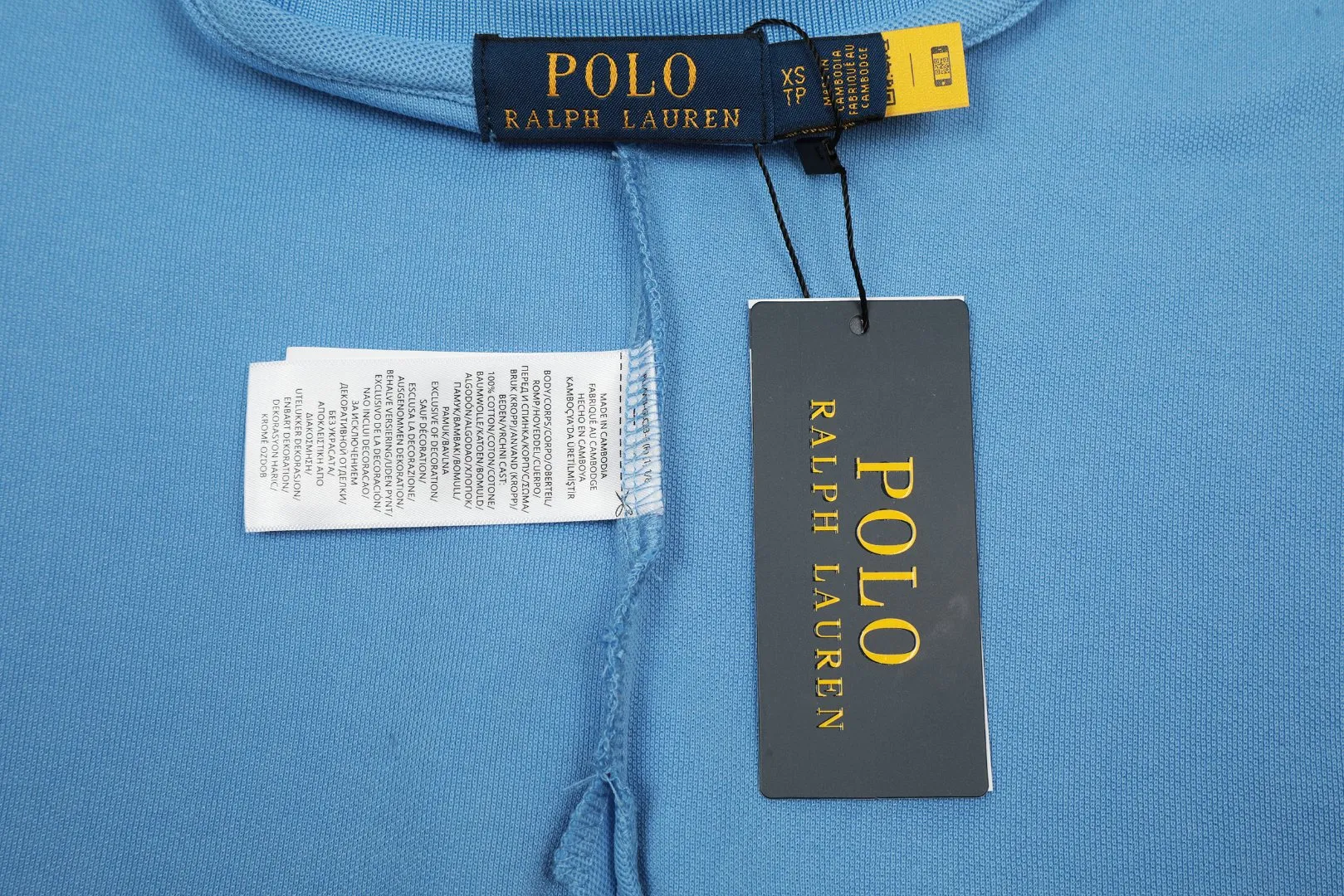 🅿️152 "Top quality" Style number: DS001# (not off the shelves all year round) [Ralph Lauren classic pony embroidered lapel POLO short sleeves] ✅Ralph Lauren Ralph Lauren classic basic versatile POLO short sleeves ✅Main supply platform live broadcast Wholesale entities will be replenished when out of stock Not removed from the shelves ✅ZP quality 1:1 version Scan the code to enter the GF website Z cabinet quality ✅Detailed quality The only one in Guangzhou Imported pique fabrics Mainly high-end, cost-effective and good quality. Needless to say, the version is restored to the original version. The maximum size can be worn up to 210 pounds. Loose, comfortable and stress-free. ✅Wear for work and life. Suitable for various occasions. A must-have recommendation for couples. Size: